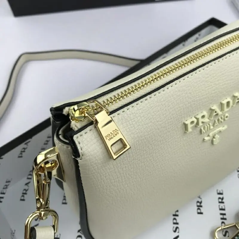 prada aaa qualite mini sac a main pour femme s_1240b6b4